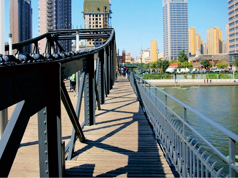 市(shi)政(zheng)蘤箱(xiang)護欄(lan)